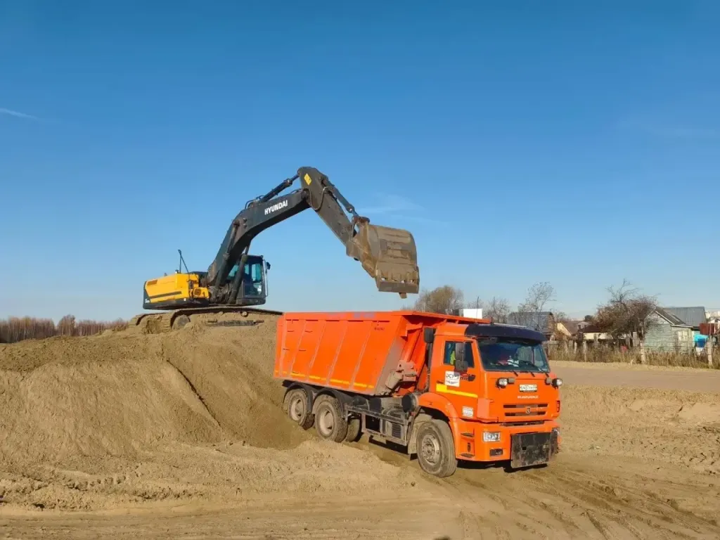На аэродроме Семязино начали строить патрульные дороги